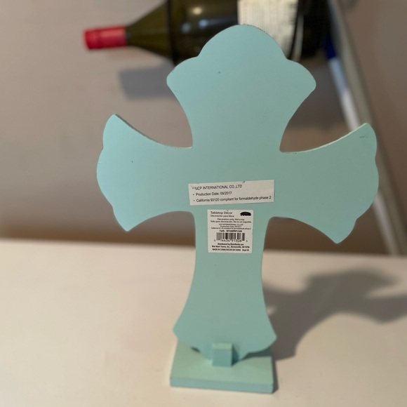 Faith cross sign pink/light blue new with tags approximately 8 in W 11 in L - Picture 3 of 4